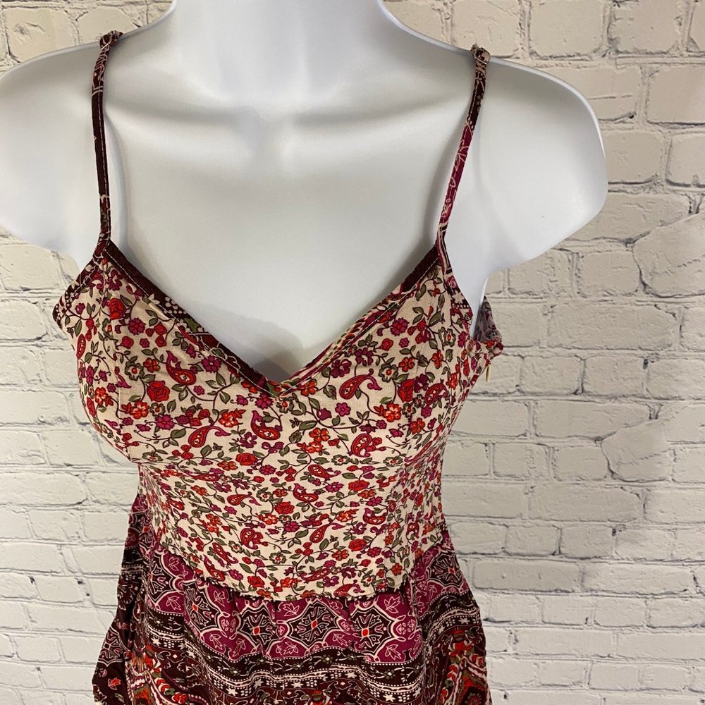 Hollister Paisley Pink Sleeveless Romper Side Zip - Picture 2 of 8